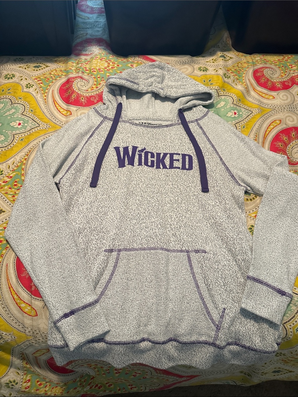 Source Unknown Gray Hoodie with Purple